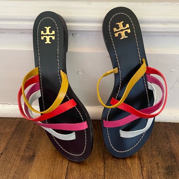 Tory Burch Paris Flat Sandal in a size 6 - Picture 3 of 5
